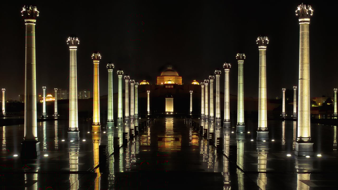 Ambedkar Memorial Park, Lucknow, Uttar Pradesh (© aquarajiv/Getty Images)