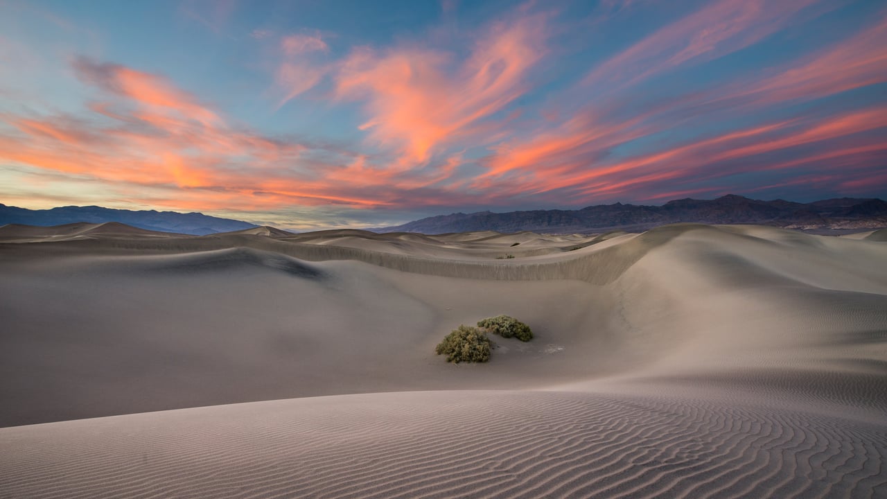 Mesquite Flat Sand Dunes in Death Valley National Park, California, United States (© Bryan Jolley/TANDEM Stills + Motion)