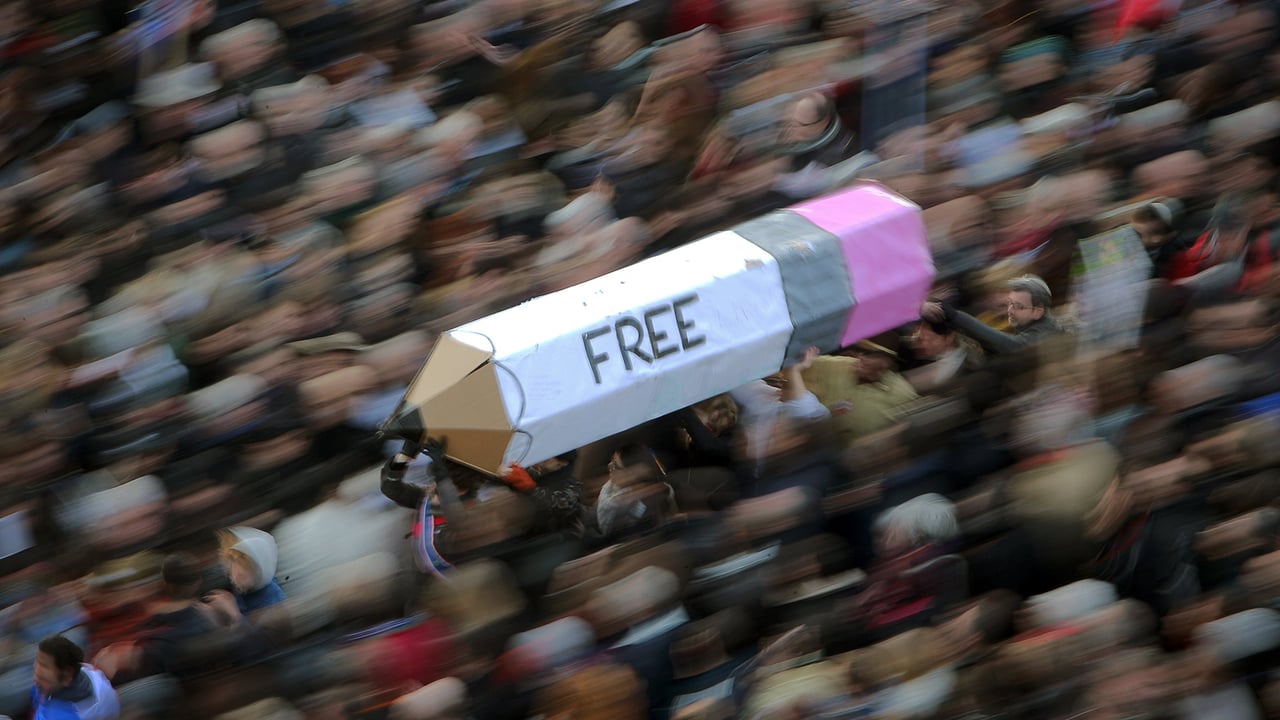 Une manifestation pour la liberté de la presse à Paris après les attentats sur Charlie Hebdo du 11 Janvier 2015 (© Fredrik von Erichsen/picture alliance via Getty Images)