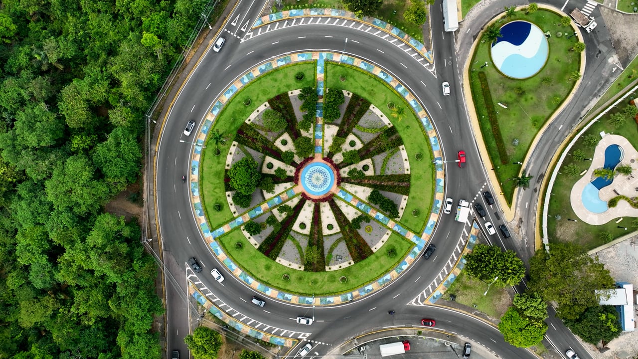 Letters Square Roundabout, Manaus, Brazil (© Cristian Lourenço/Getty Images)