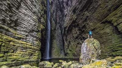 Bing wallpaper June 5, 2025. Fumacinha Waterfall, Chapada Diamantina, Brazil (© Pulsar Imagens/Alamy)