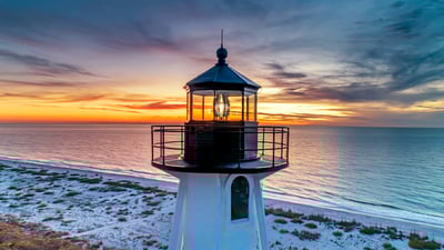 Bing wallpaper August 6, 2025. Phare de Gasparilla Island, Boca Grande, Floride, États-Unis (© Wiltser/Getty Images)