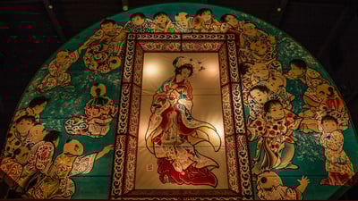 Bing wallpaper August 2, 2025. 優美な扇ねぷた, 青森県 弘前市 (© John S Lander/寄稿者/Getty Images)
