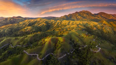 Bing wallpaper May 19, 2025. Mount Hamilton, San Francisco Bay Area, California, United States (© Jeffrey Lewis/TANDEM Stills + Motion)